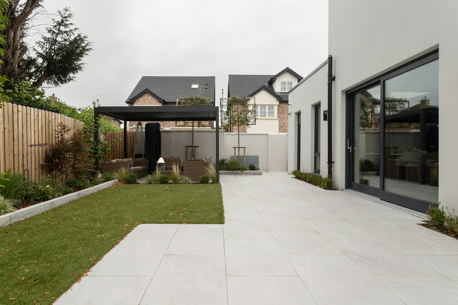 Rear extension opening onto a London garden